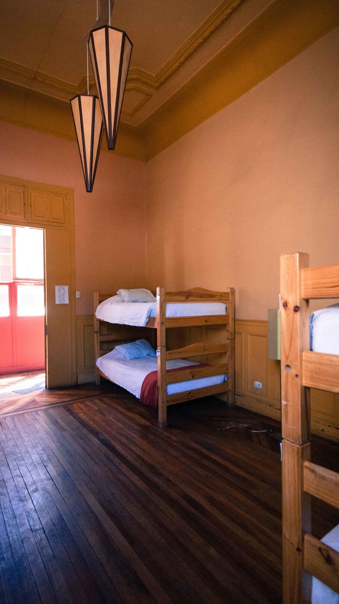 Happy House Hostel Santiago Dış mekan fotoğraf
